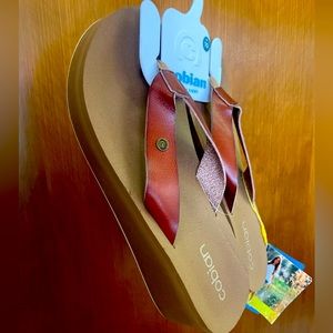 Cobian Women's Sz10 Brown Leather Strap Wedge Sandal Heel Flipflops NWT